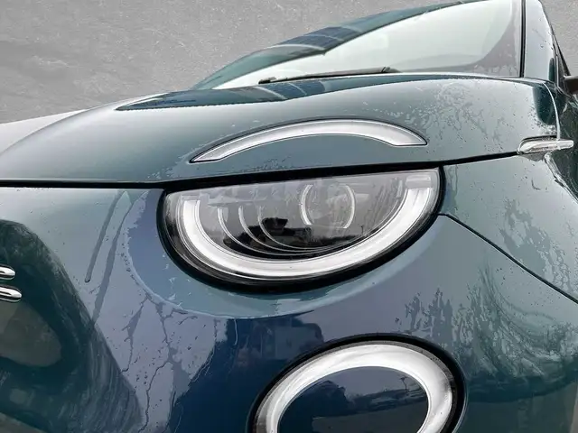 Fiat 500e view 13