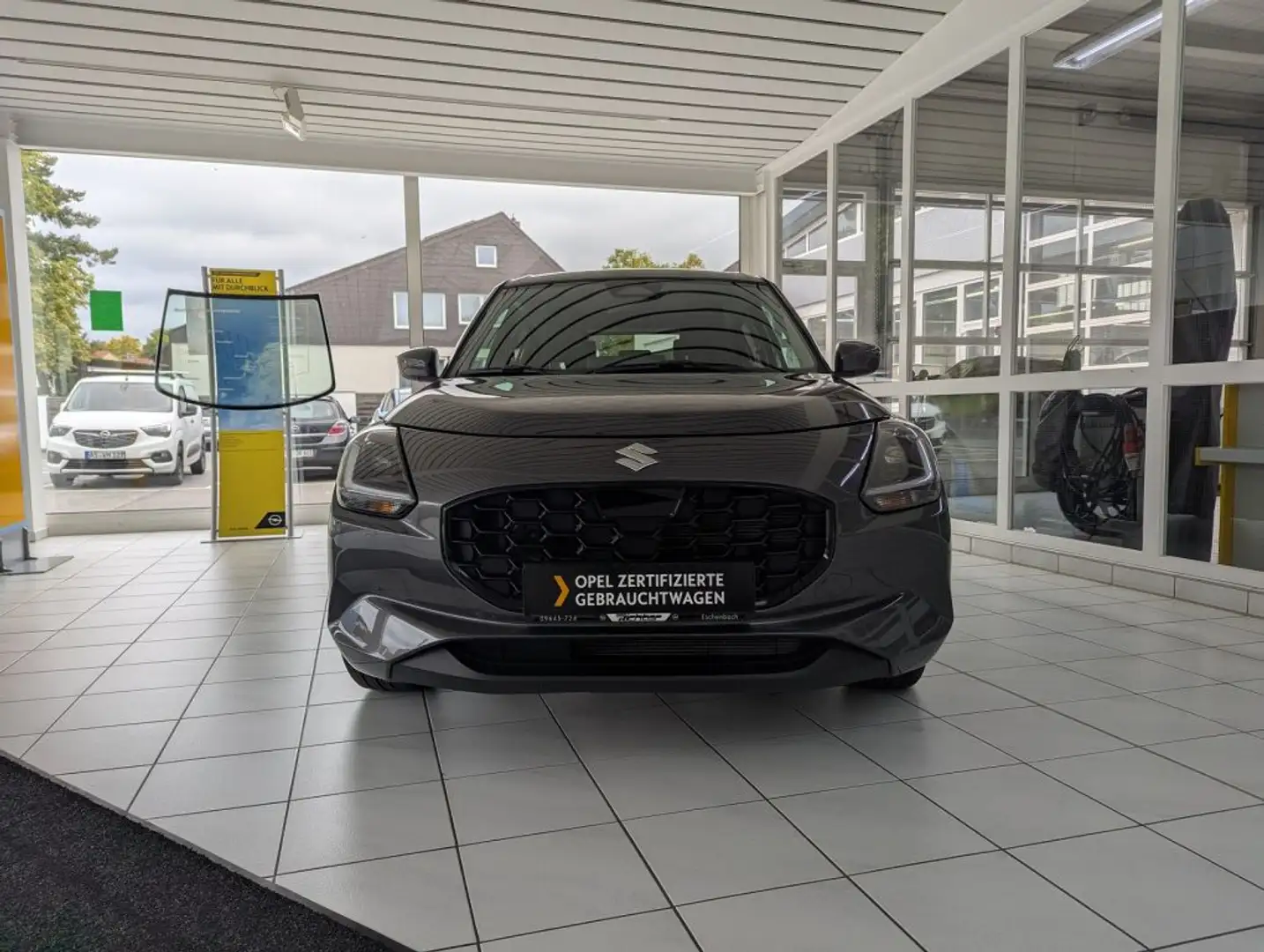 Suzuki Swift 1.2 Hybrid MT Comfort - 1