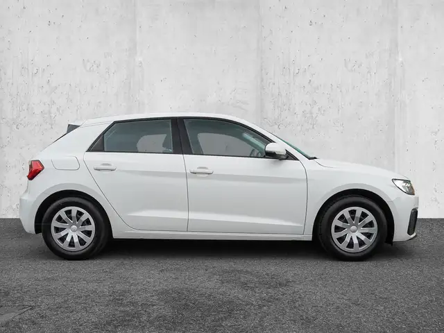 Audi A1 view 5