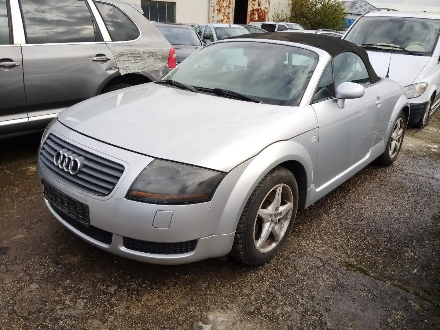 Audi TT 1.8 T Roadster (132kW) Gris - 2
