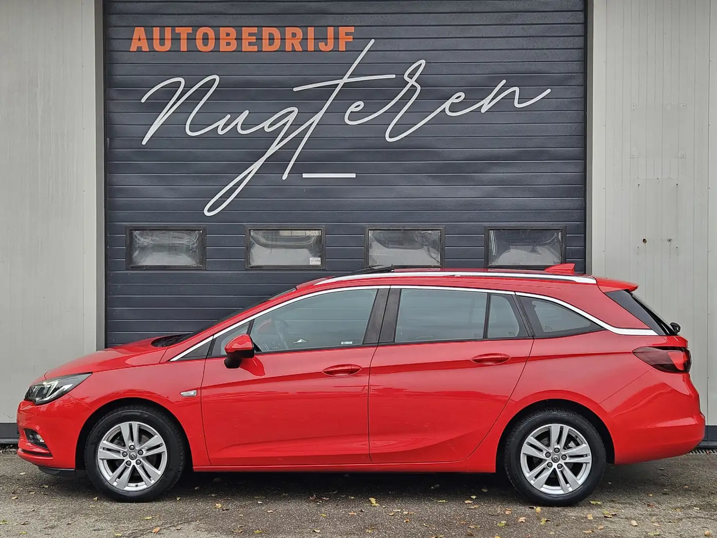 Opel Astra Sports Tourer 1.4 Online Edition|Dak|Clima|Navi|Ai Rood - 2