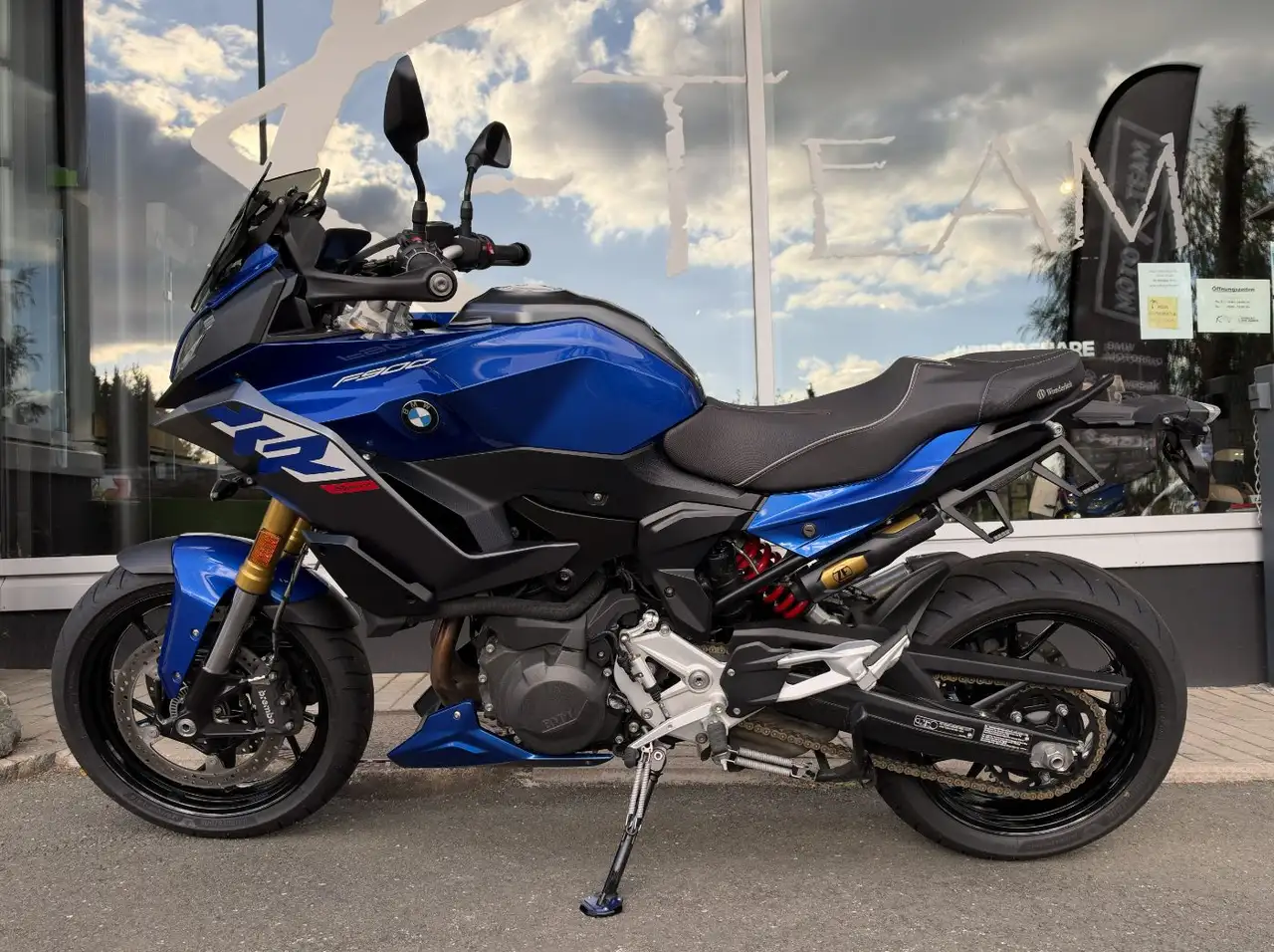 BMW F 900 XR