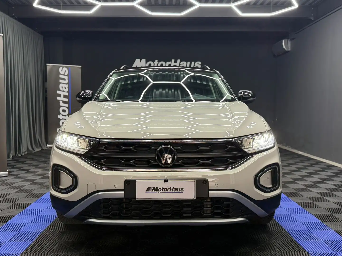 Volkswagen T-Roc 2.0 tdi 115cv Weiß - 2