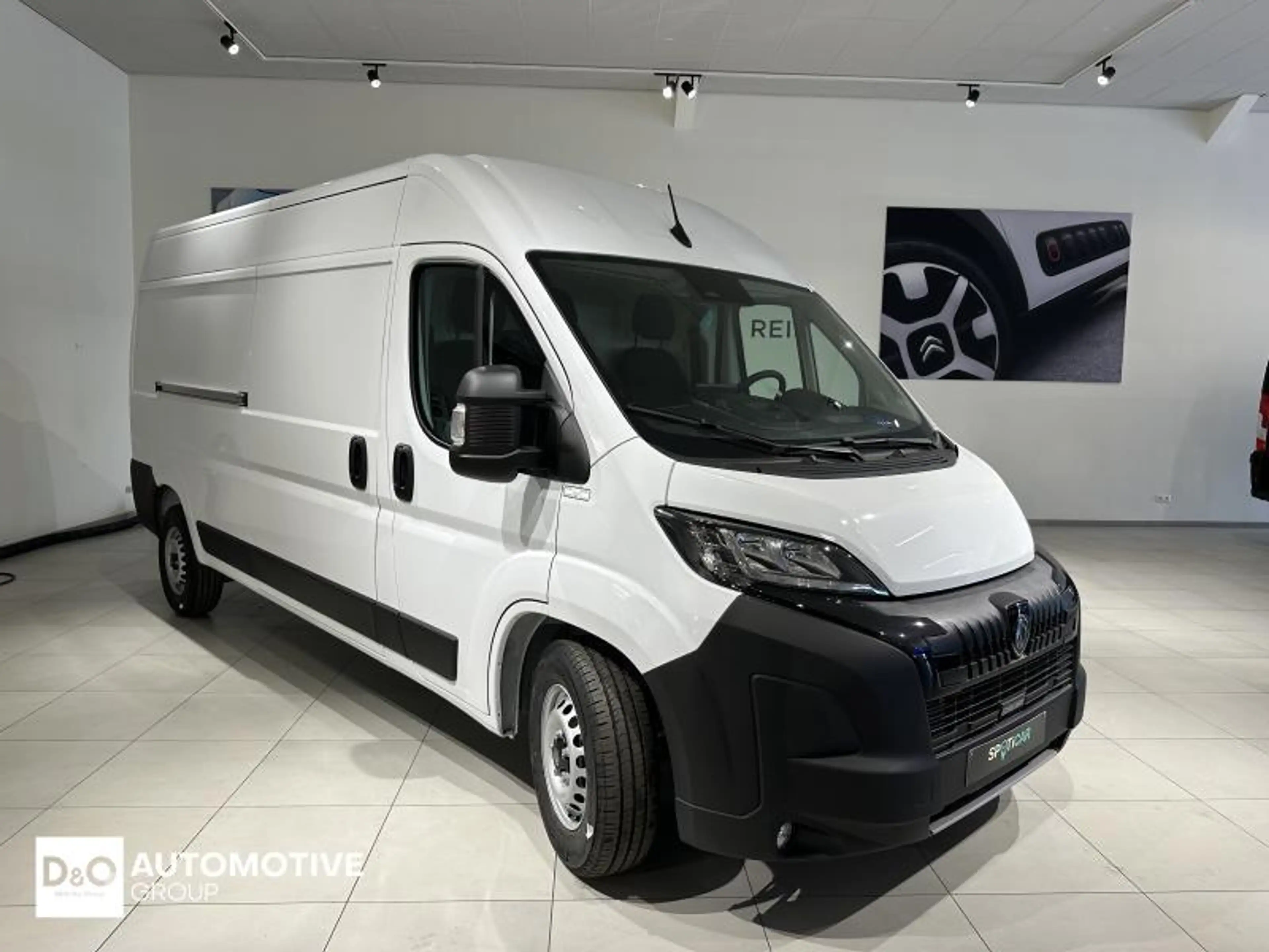Peugeot Boxer l3h2 automatic 180 — photo 3