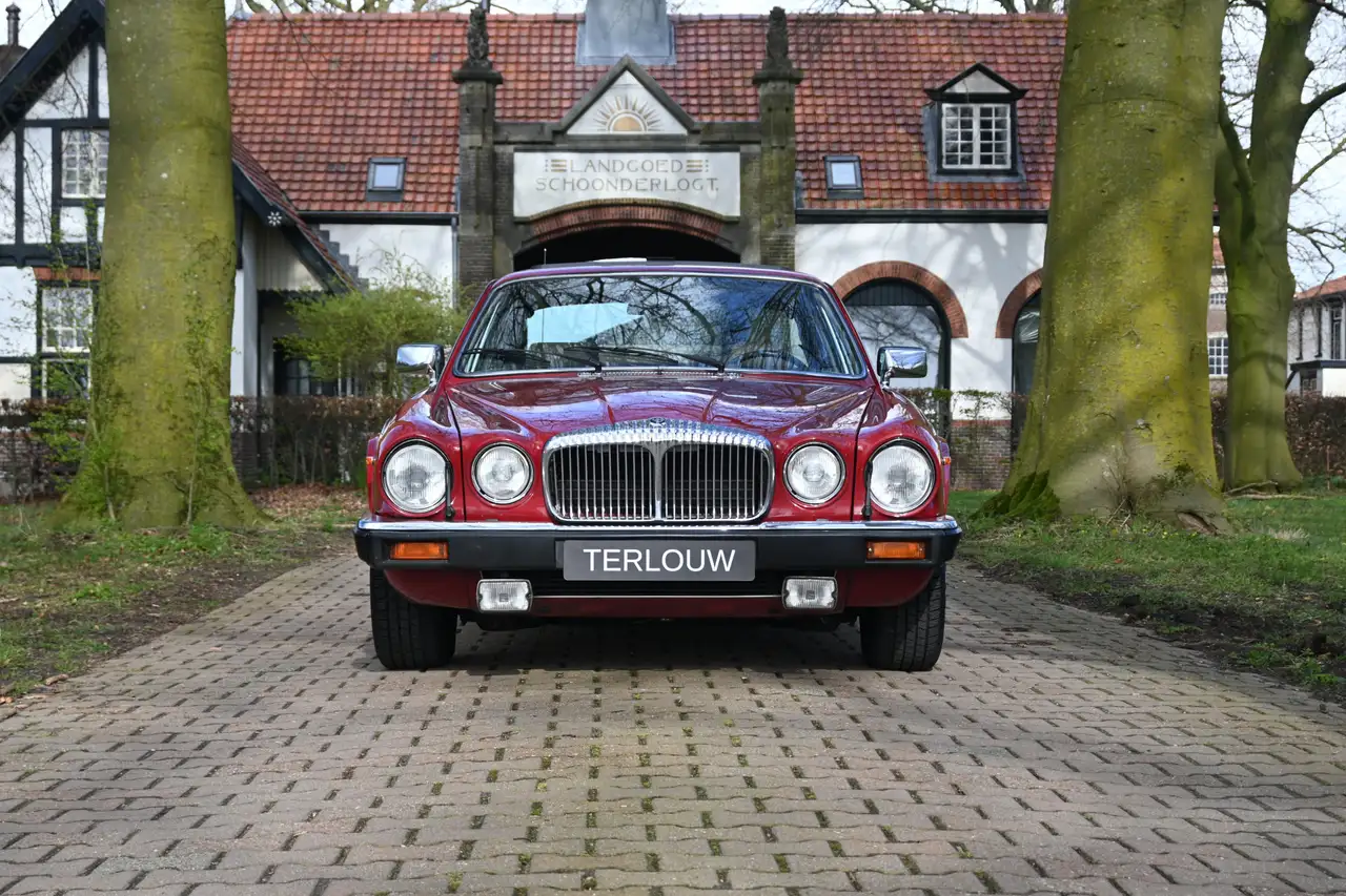 Daimler Double Six Jaguar 5.3 V12 | Jaguar Classic Radio | € 425 per, foto 4