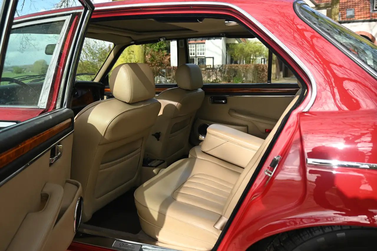 Daimler Double Six Jaguar 5.3 V12 | Jaguar Classic Radio | € 425 per, foto 6
