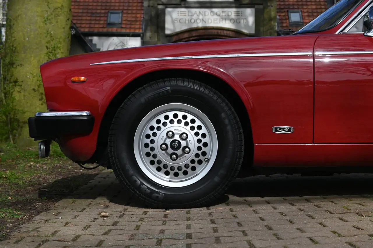 Daimler Double Six Jaguar 5.3 V12 | Jaguar Classic Radio | € 425 per, foto 11
