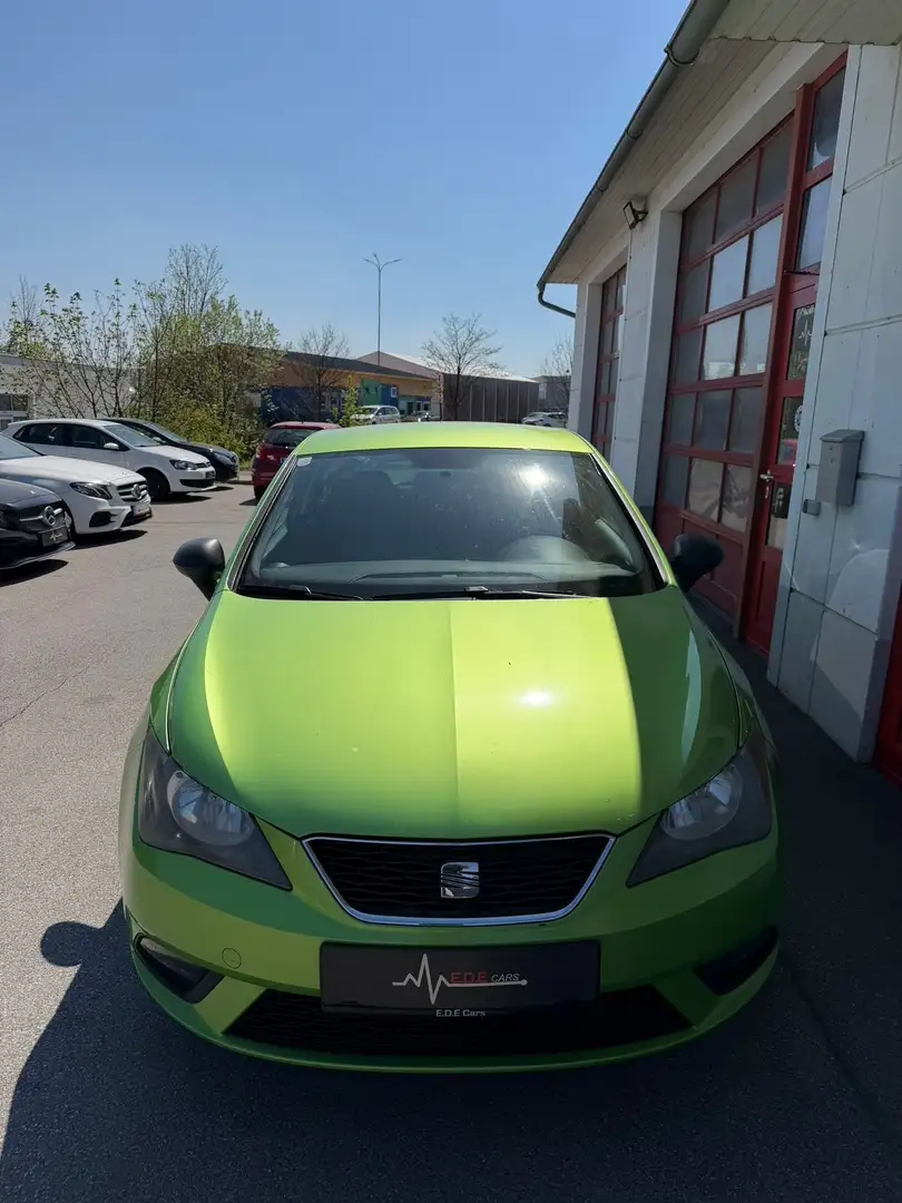 SEAT Ibiza 1.2 Reference Grün - 2