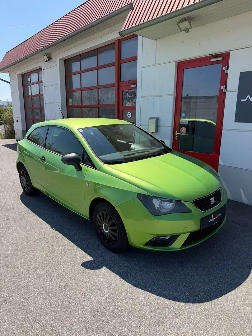 SEAT Ibiza 1.2 Reference Grün - 1