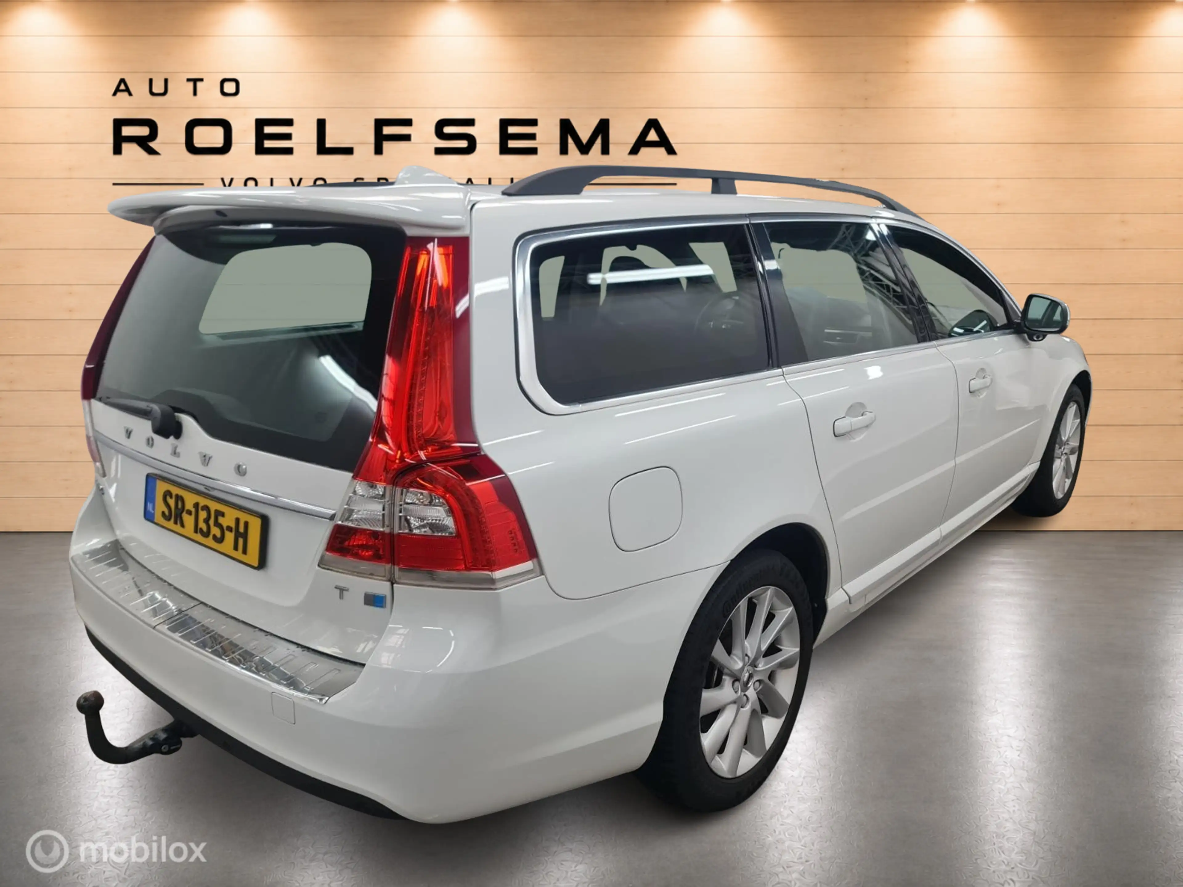 Volvo V70 2.0 T4 Dynamic Edition | Adaptieve Cruise | Trekha — photo 2