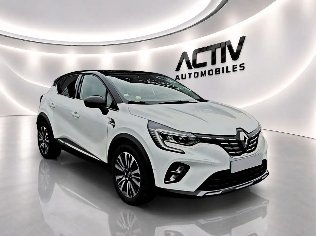Renault Captur — photo 3