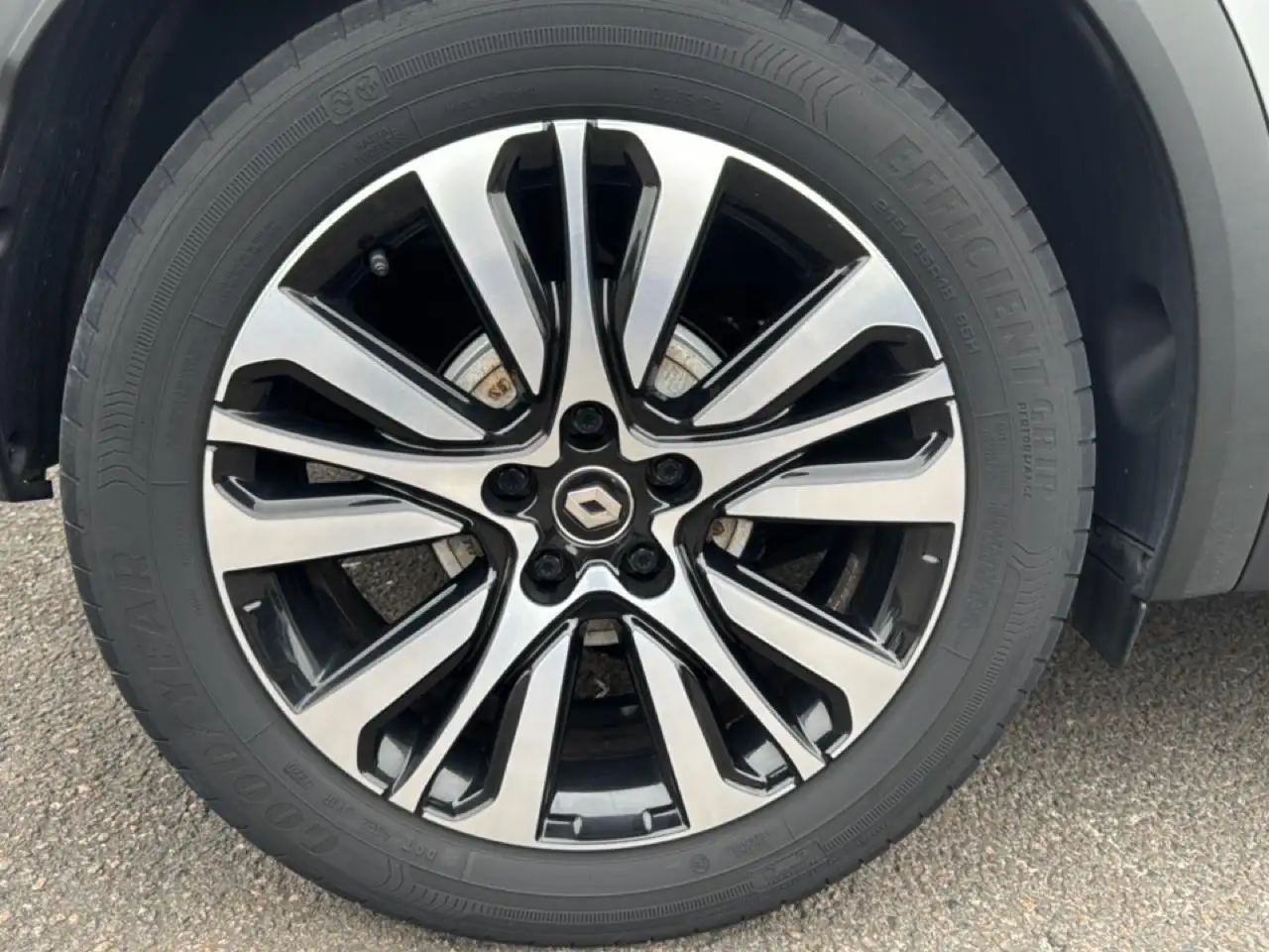 Renault Captur — photo 29