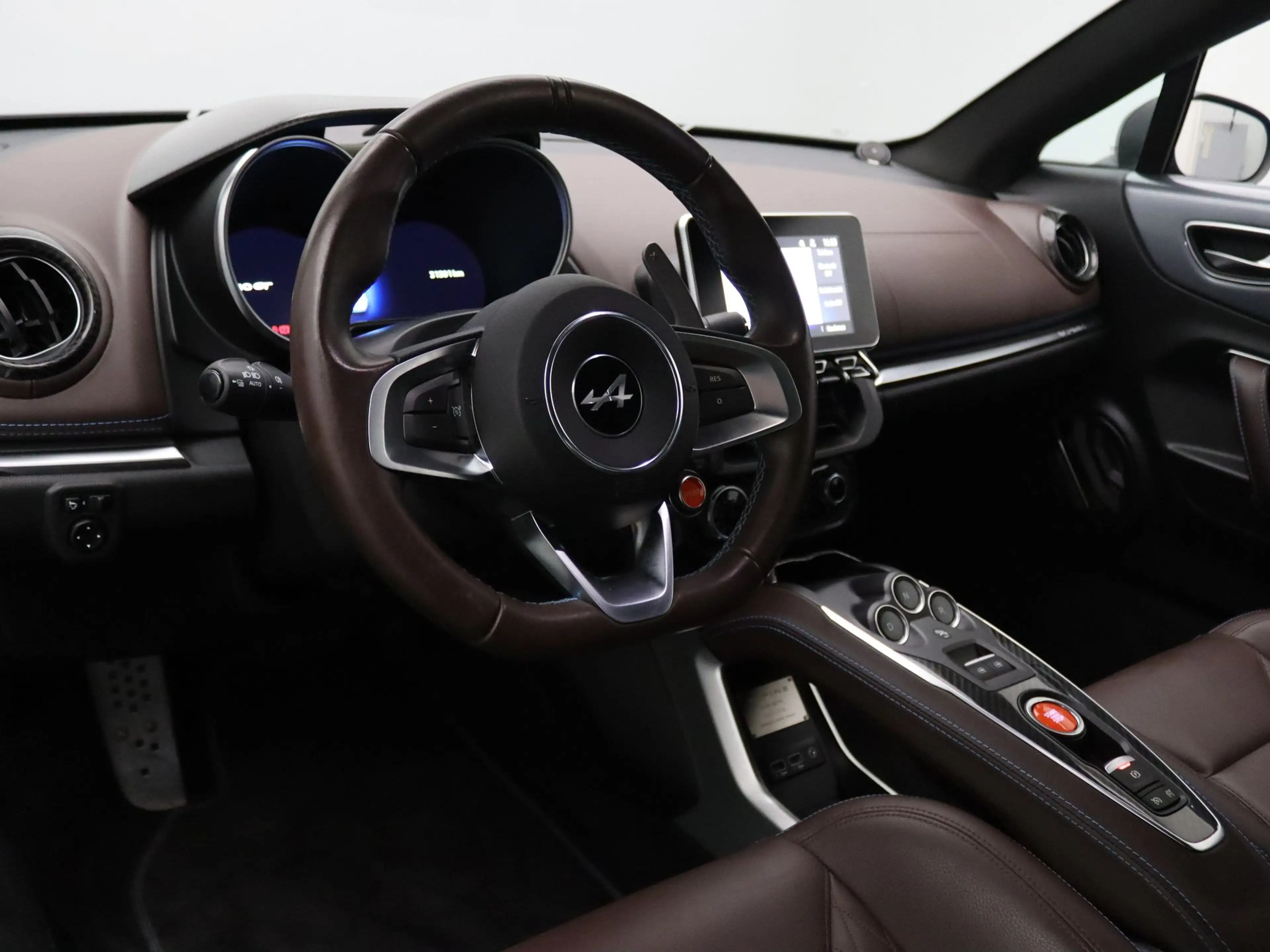 Alpine A110 300pk GT Atelier kleur | Leer | Focal — photo 3