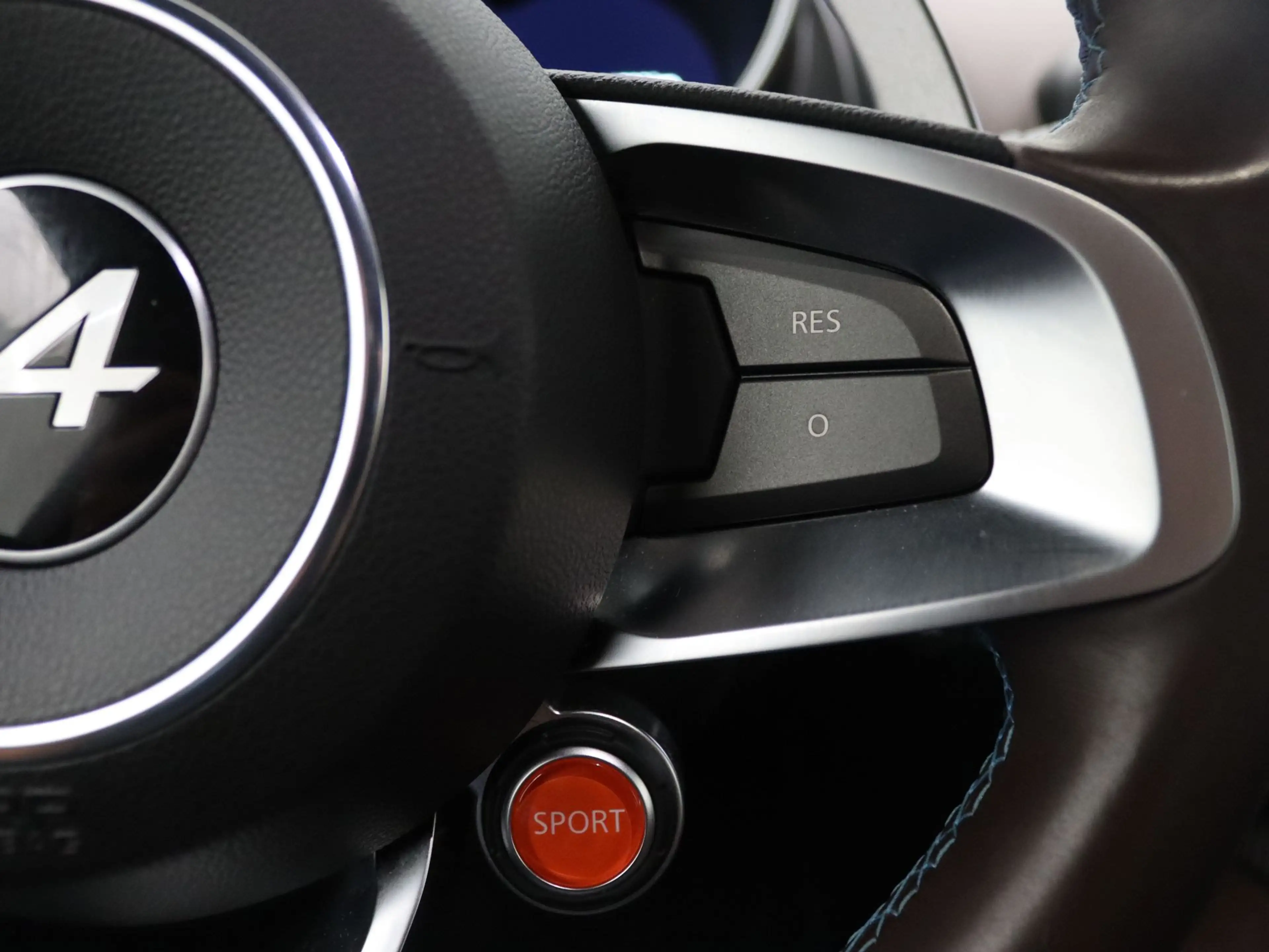 Alpine A110 300pk GT Atelier kleur | Leer | Focal — photo 15