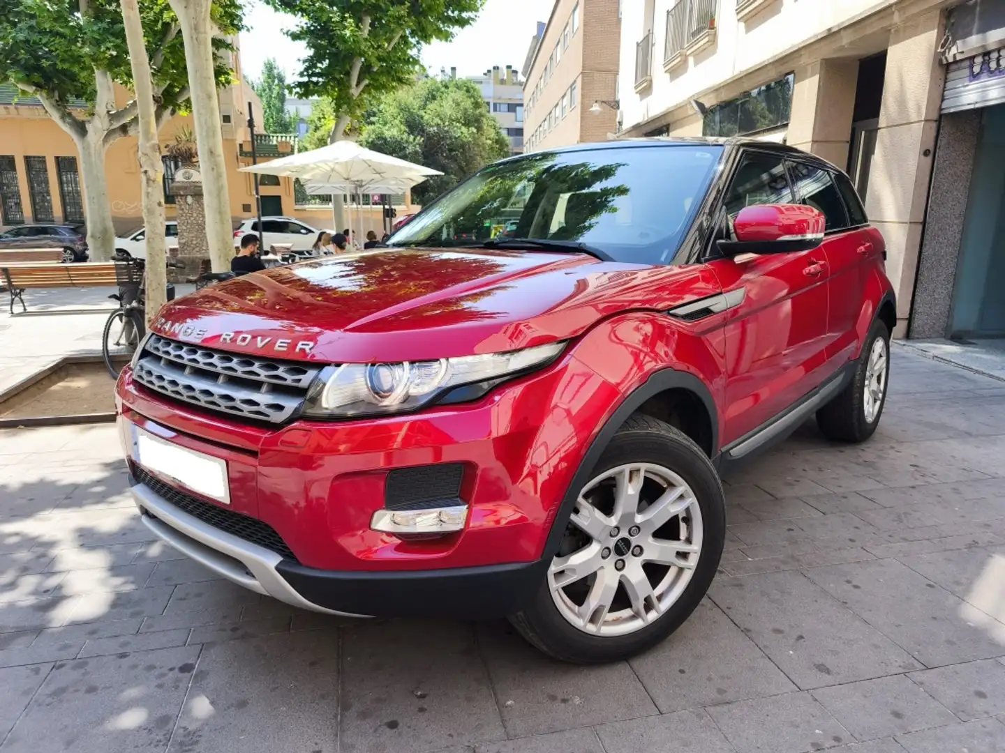 Land Rover Range Rover Evoque 2.0L Si4 Pure 4x4 Aut. Rouge - 1