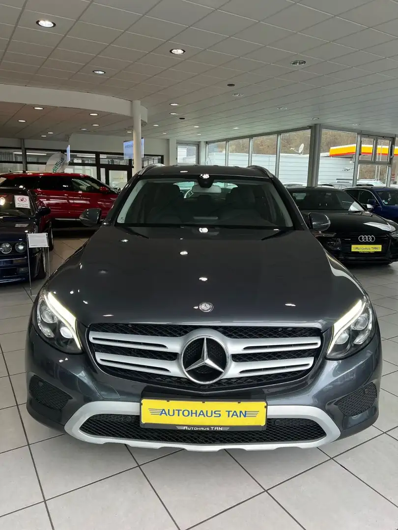 Mercedes-Benz GLC 250 d 4Matic *LEDER*NAVI*SITZHEIZUNG*LED* Grau - 2