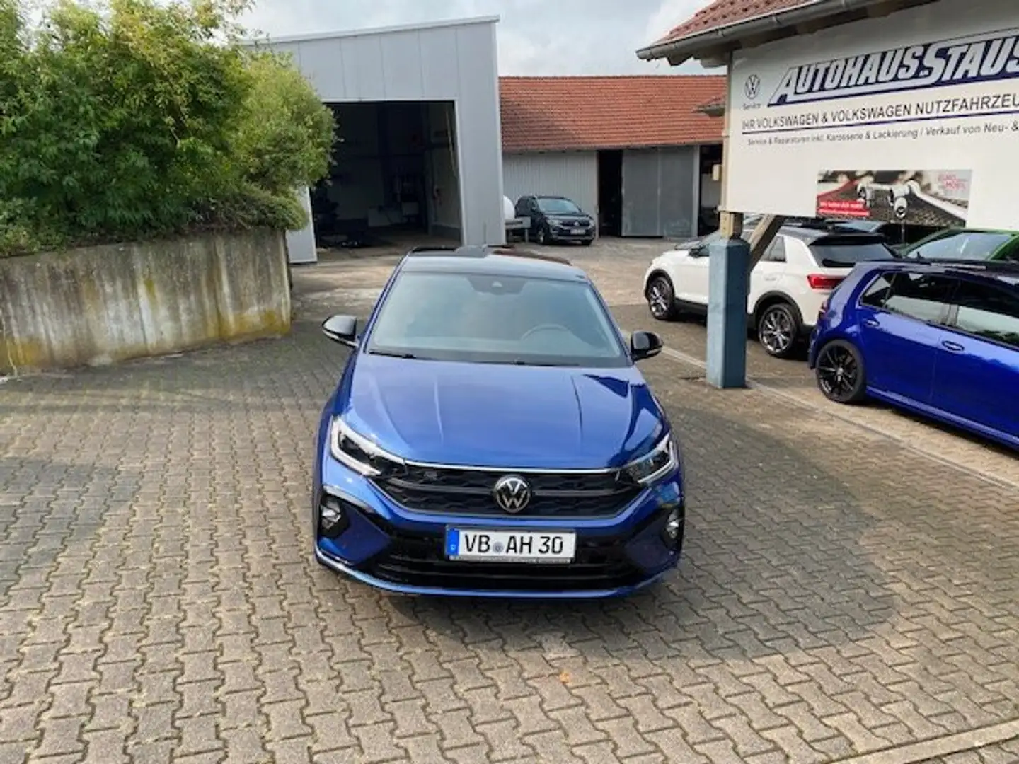 Volkswagen Taigo 1.5TSI DSG R-Line *Garantie 27*Navi*Beats*Panorama Blauw - 2