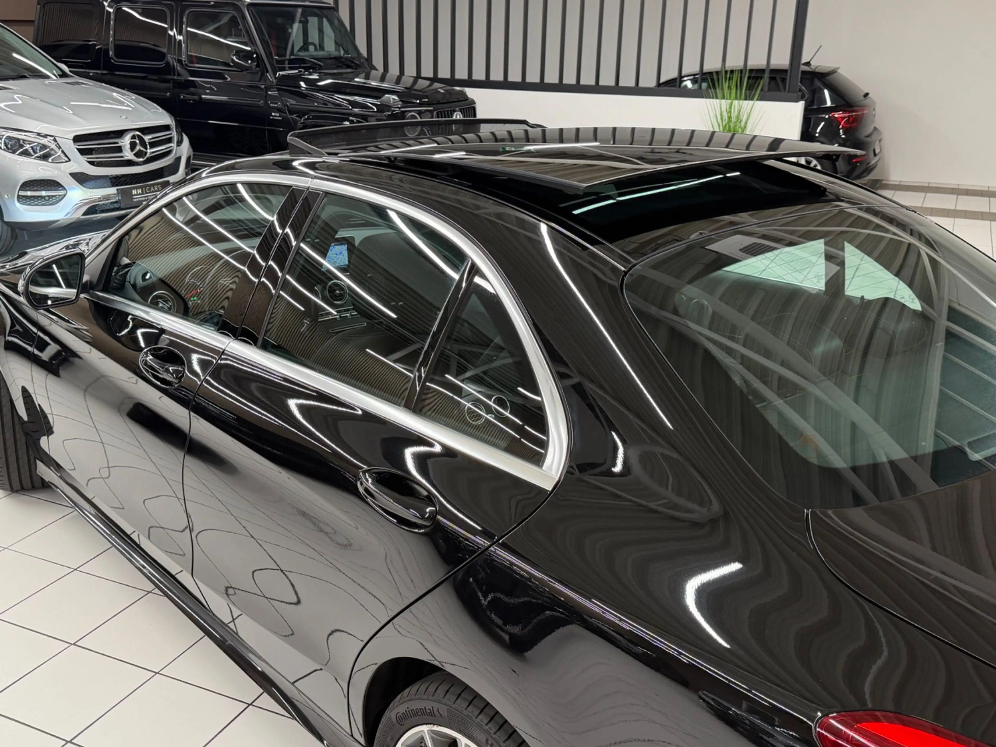 Mercedes-Benz C 220 d AMG Line 4Matic/Pano/Burmester — photo 13
