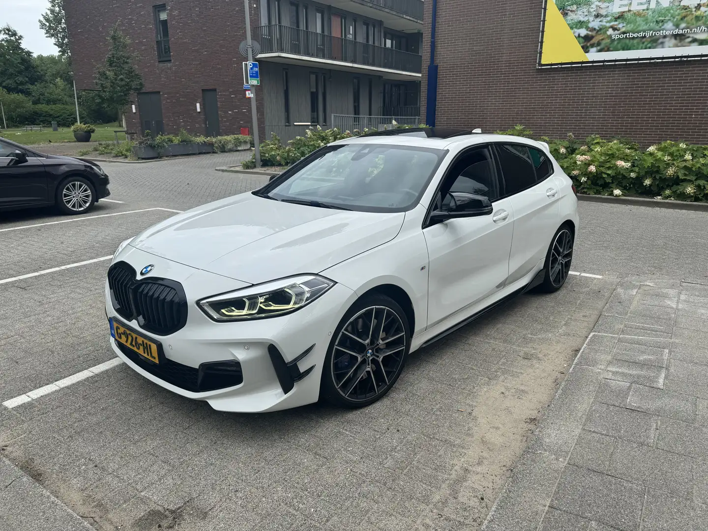 BMW 118 High Exec M performance Wit - 1