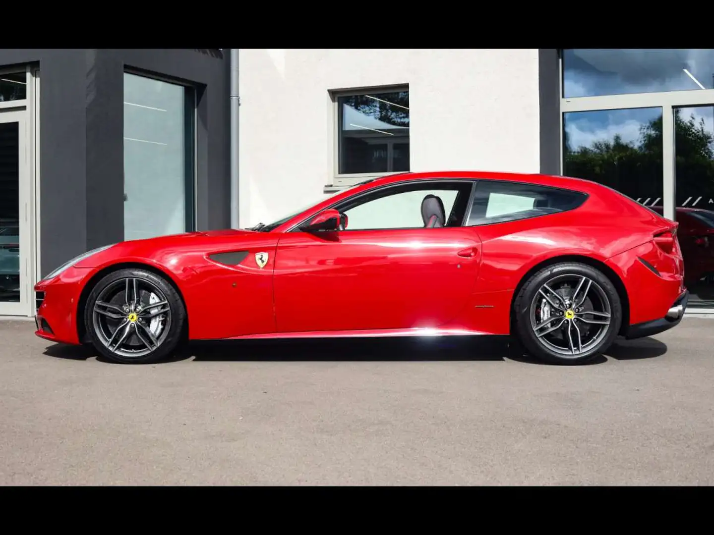 Ferrari FF V12 ROSSO MARTINCARBONDISPLIFT2x KAM Roşu - 2