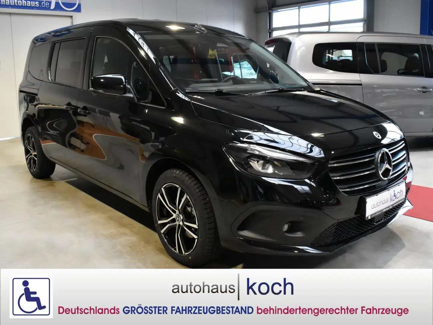 Mercedes-Benz T-Class lang 180 Progressive rollstuhlgerecht Schwarz - 2