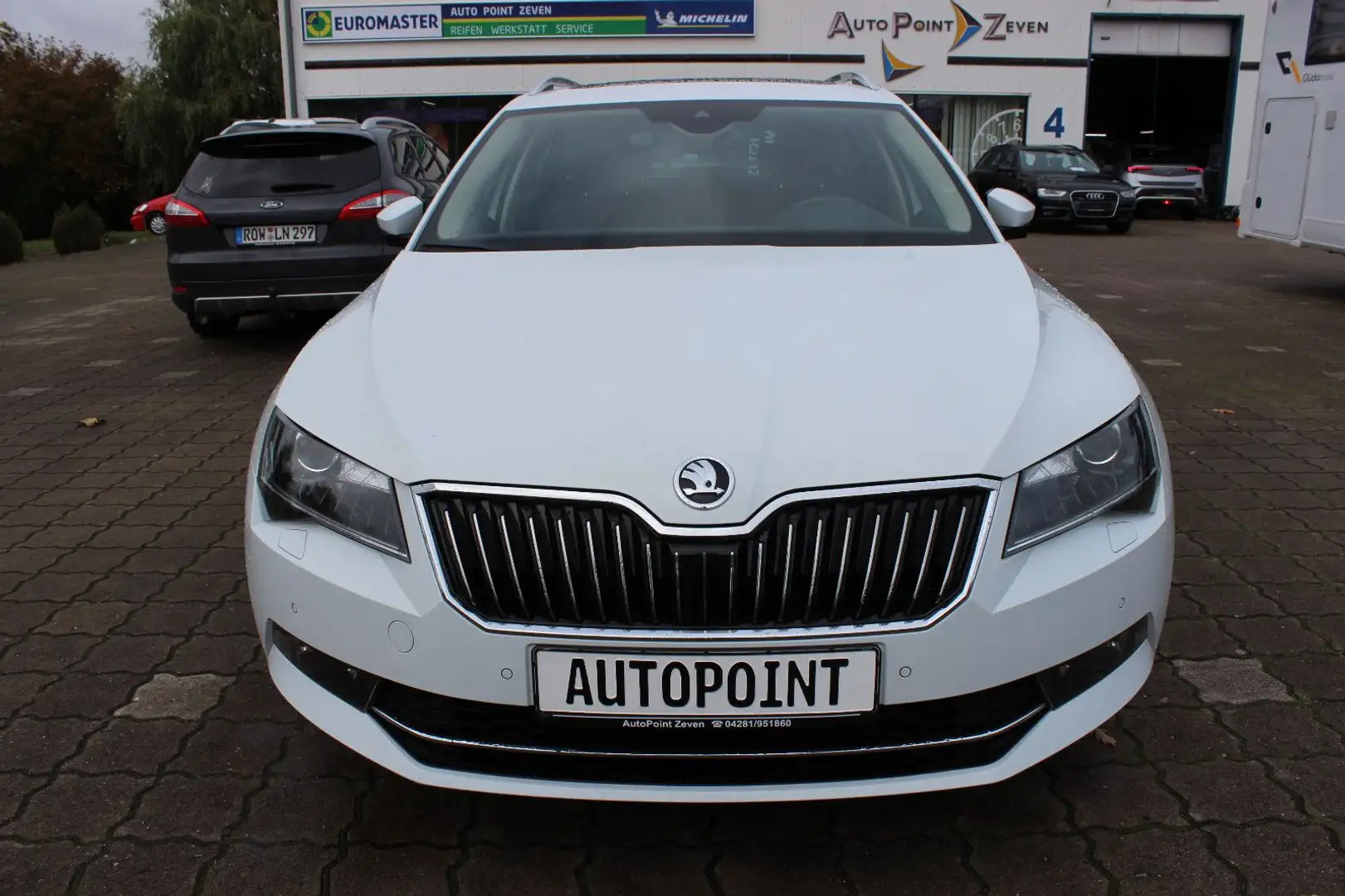 Skoda Superb 1.8 TSI Kombi Laurin & Klement *GARANTIE* Blanc - 2