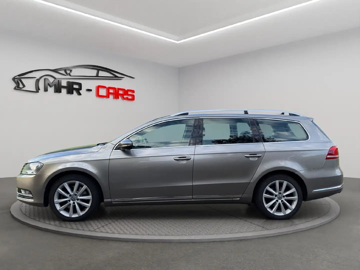 Volkswagen Passat Variant Passat DSG Highline BlueMotion Braun - 2