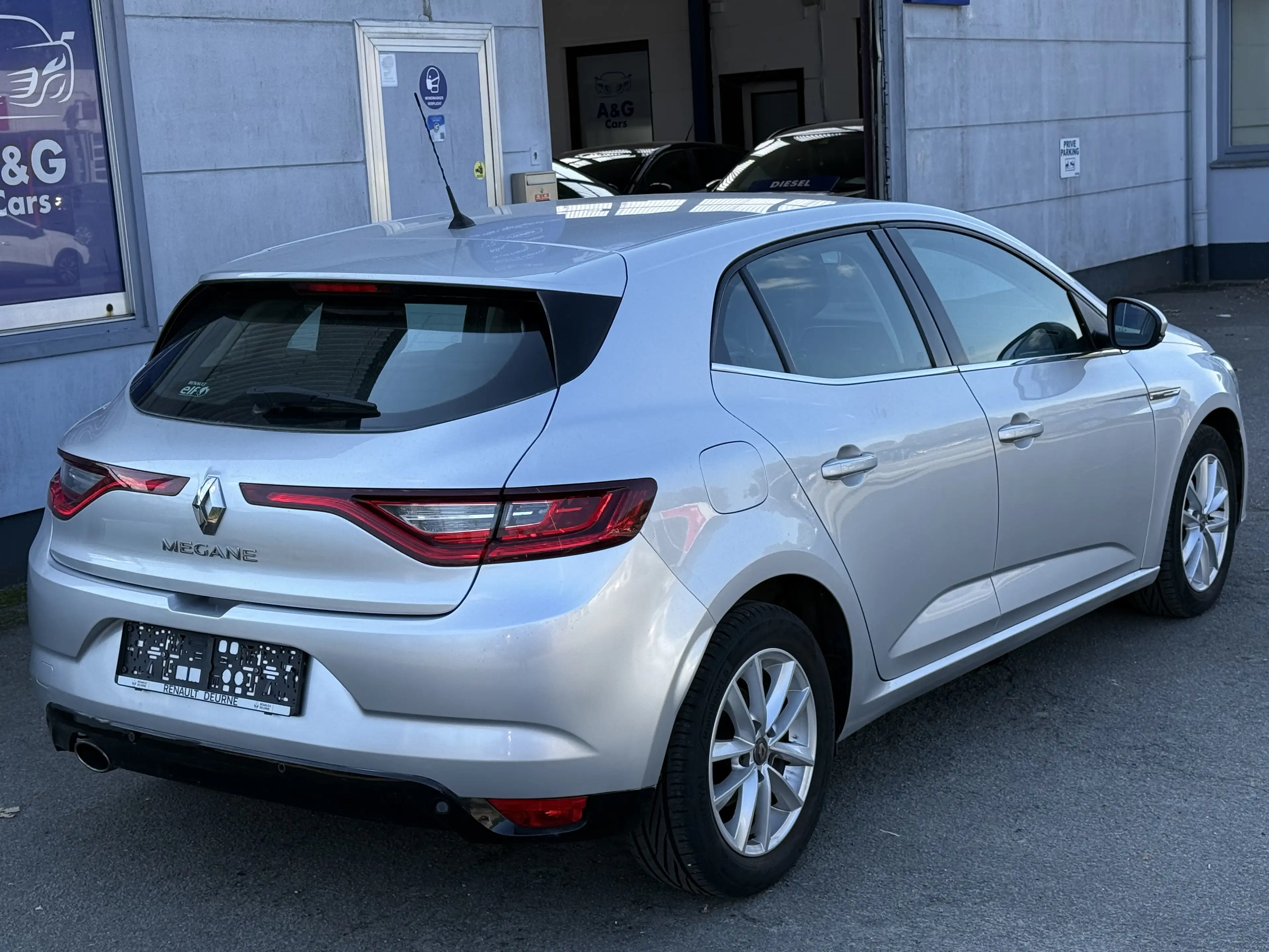 Renault Megane Megane 1.2 TCe Energy Zen 1 Jaar Garantie — photo 4