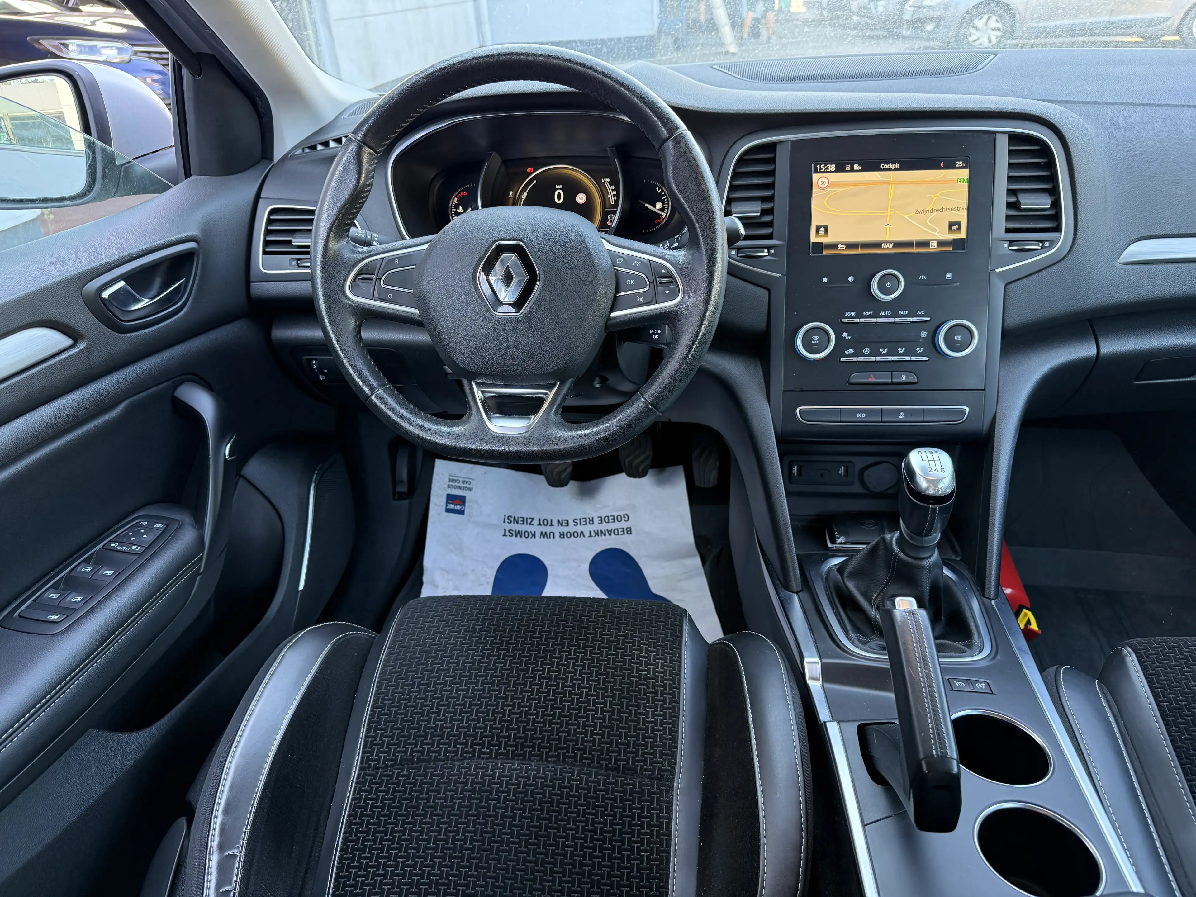 Renault Megane Megane 1.2 TCe Energy Zen 1 Jaar Garantie — photo 10