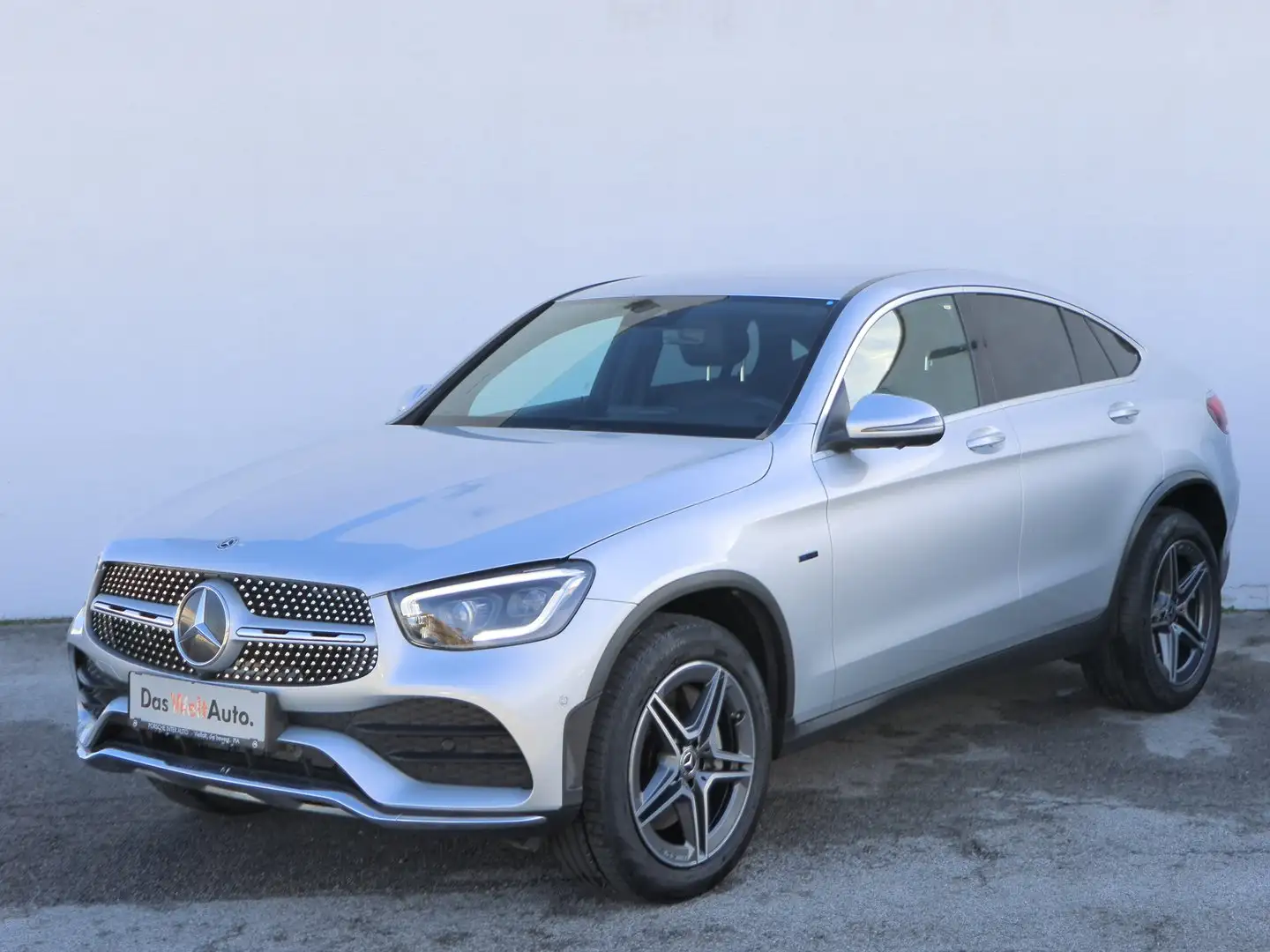 Mercedes-Benz GLC 300 300 e PHEV Coupé 4Matic Silber - 1