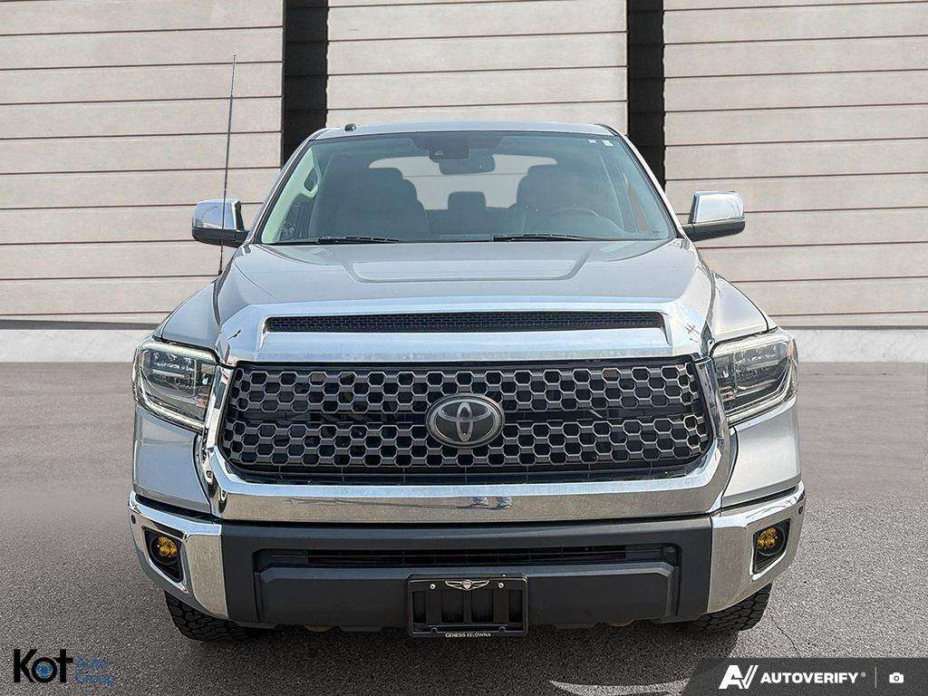 2018 Toyota Tundra 4x4 Crewmax SR5 Plus 5.7L LEATHER! POWER SEATS! BA — снимка 1