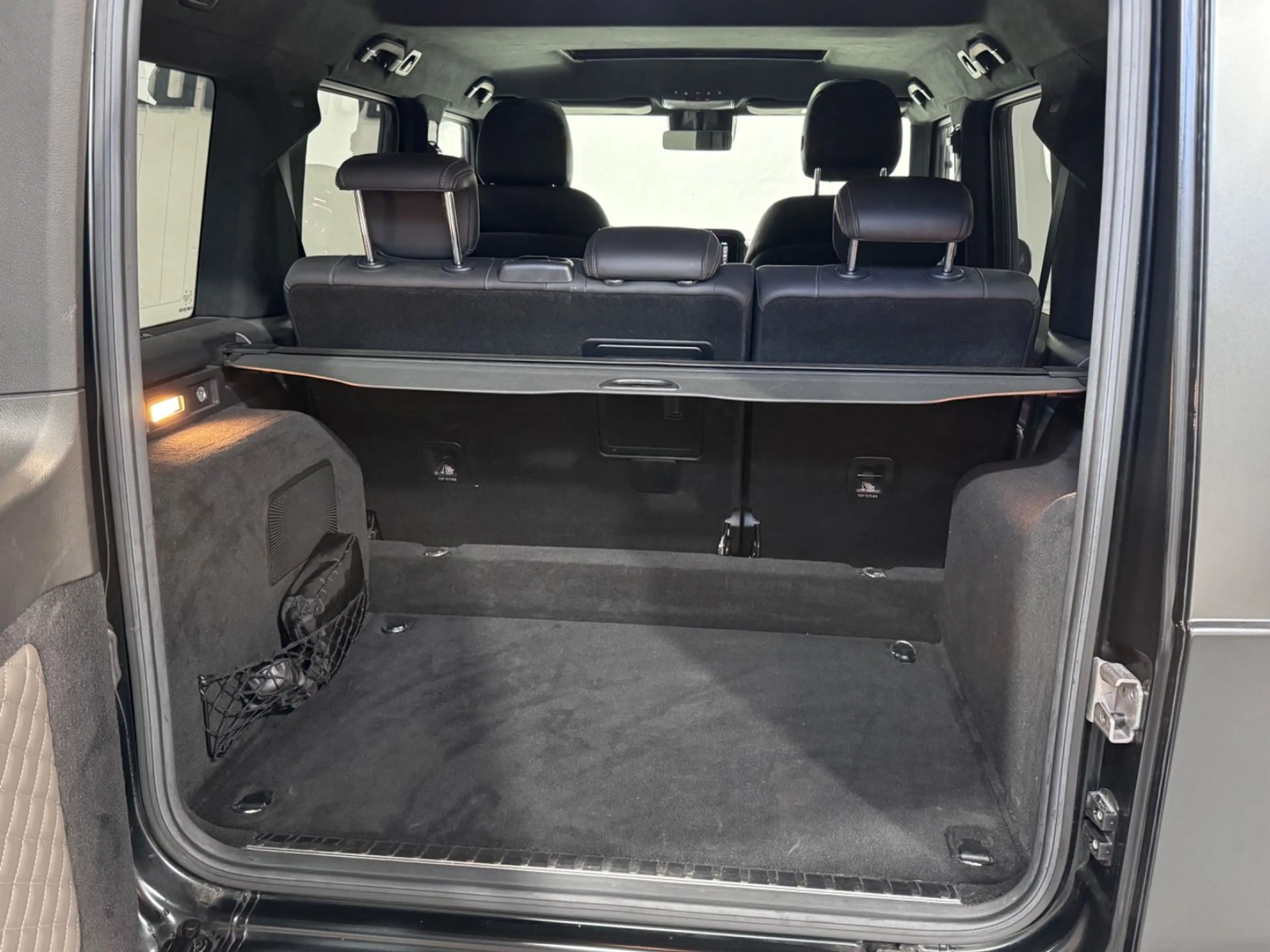 Mercedes-Benz G 63 AMG Stronger Than Time Edition — photo 8