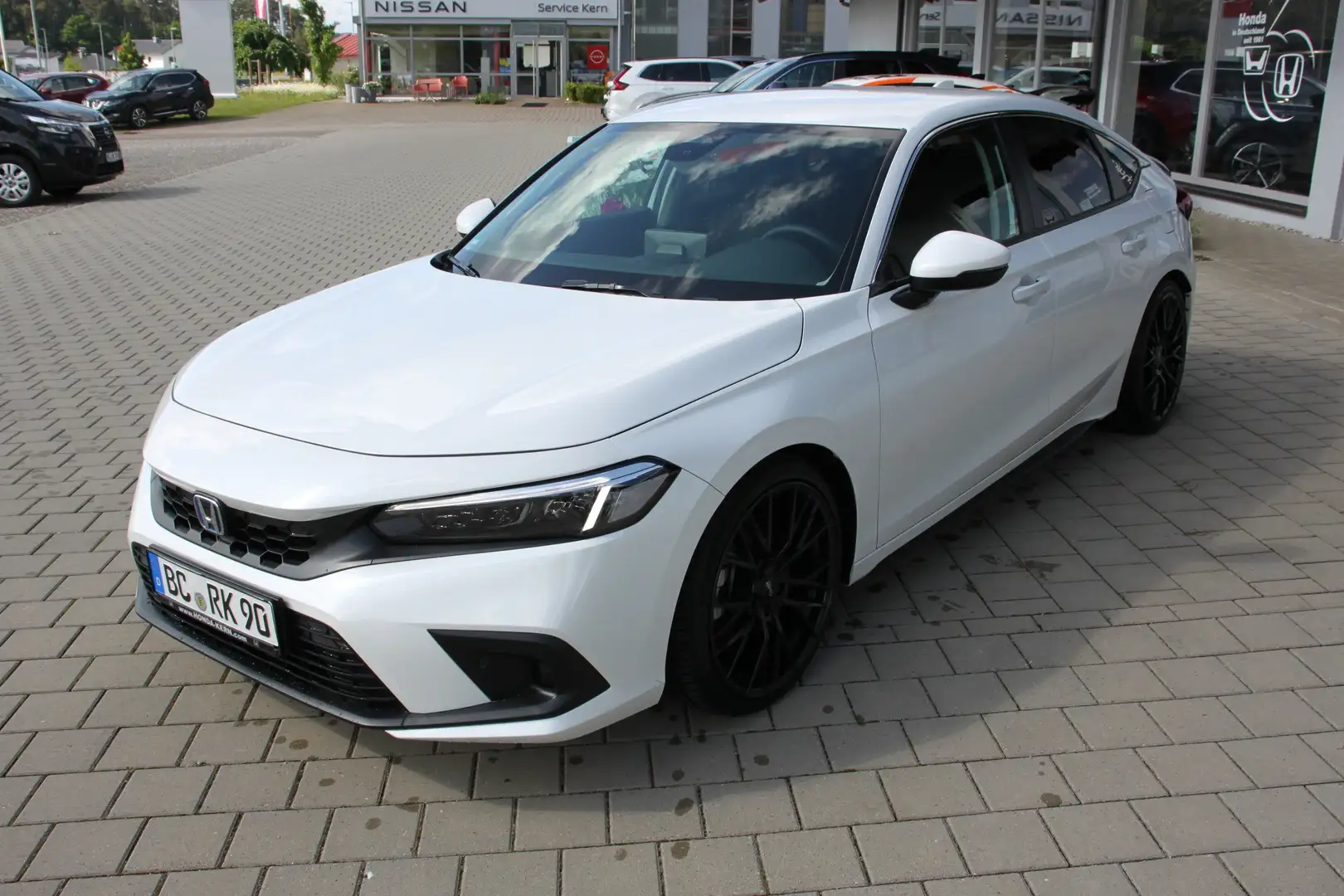 Honda Civic 2.0 Elegance i-MMD e:HEV Hybrid Blanc - 1