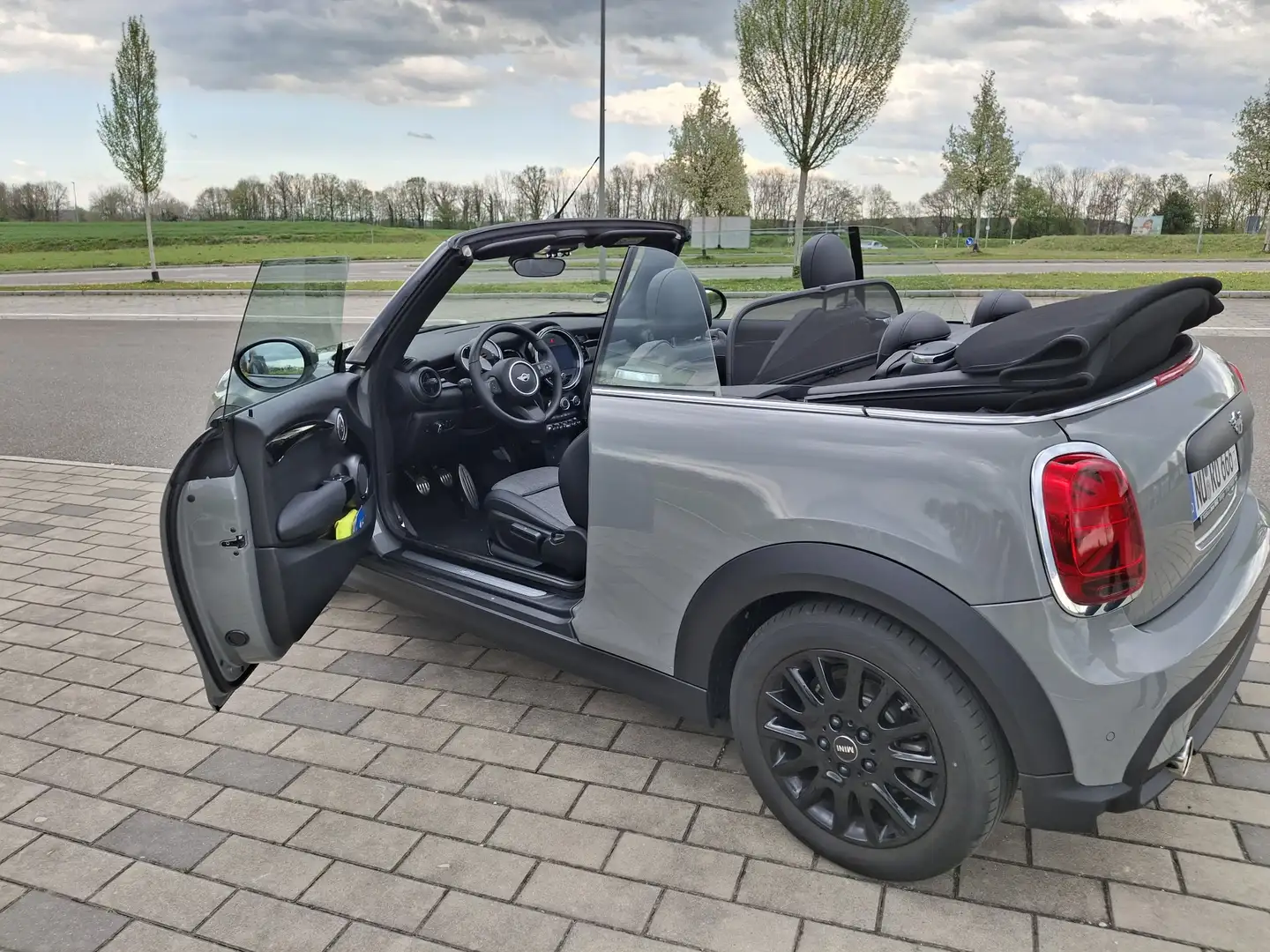 MINI One Cabrio One Classic Trim Grau - 2