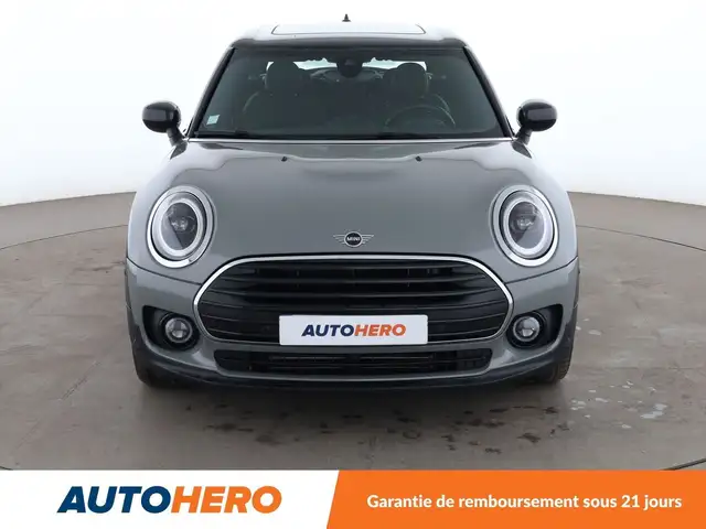 MINI Clubman view 9
