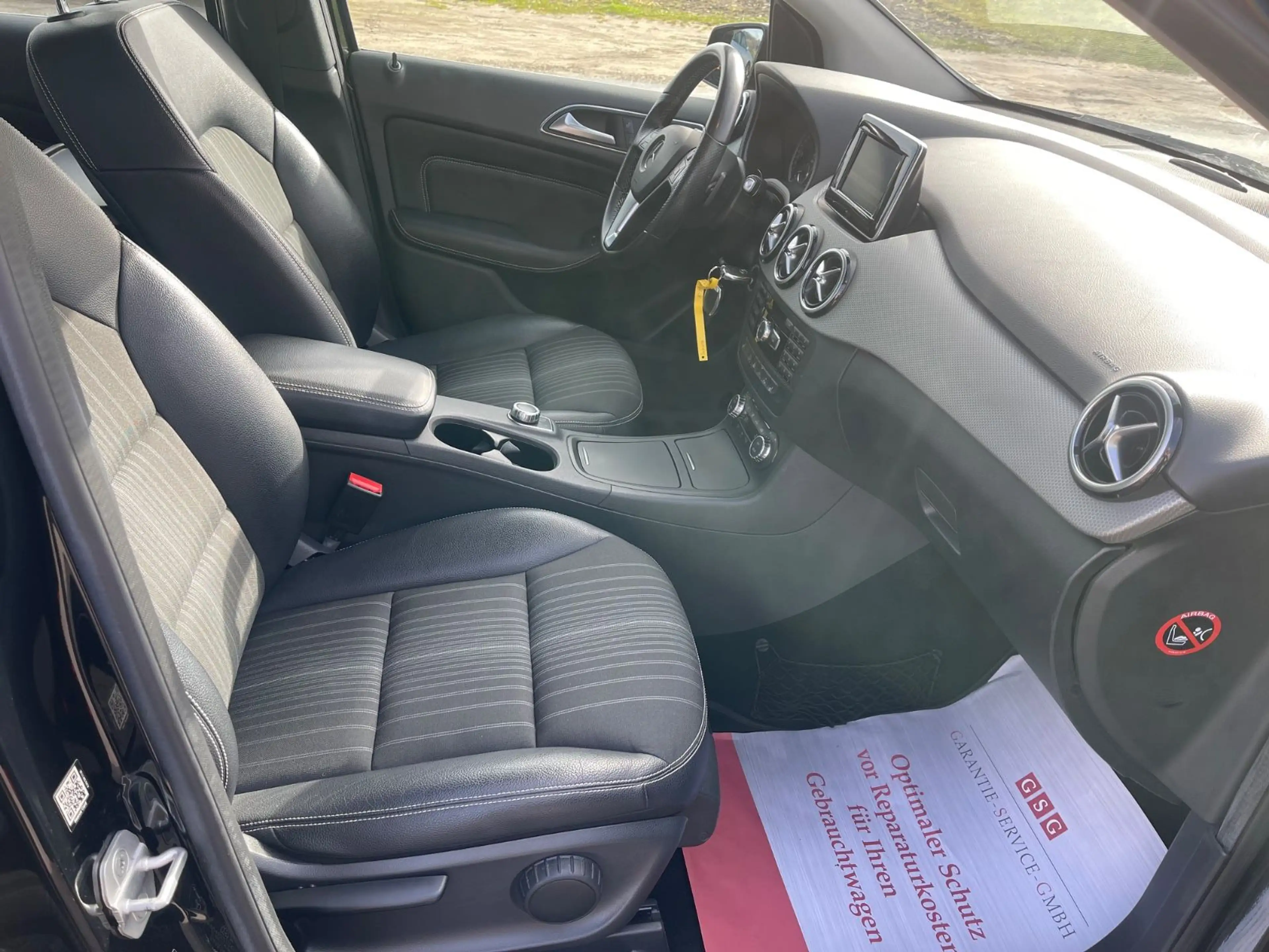 Mercedes-Benz B 220 B B 220 CDI / d — photo 13