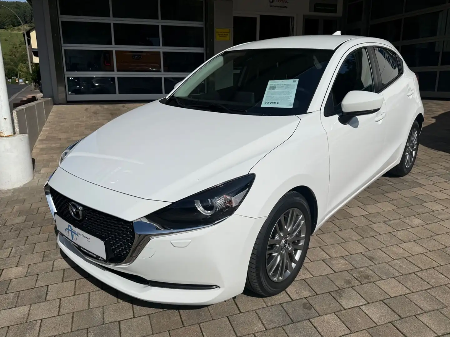 Mazda 2 Lim. Kizoku Sky-90M-Hybrid Weiß - 2