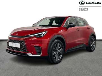 Elegant | Tow Bar | All Season Tyres
