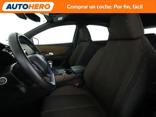 DS Automobiles DS 7 Crossback view 11