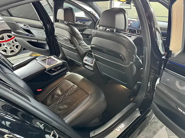BMW 760 M760Li xDrive V12*Individual*Voll*Traum* Ansicht 29