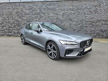 2.0 T8 PHEV R-Design Launch Edition