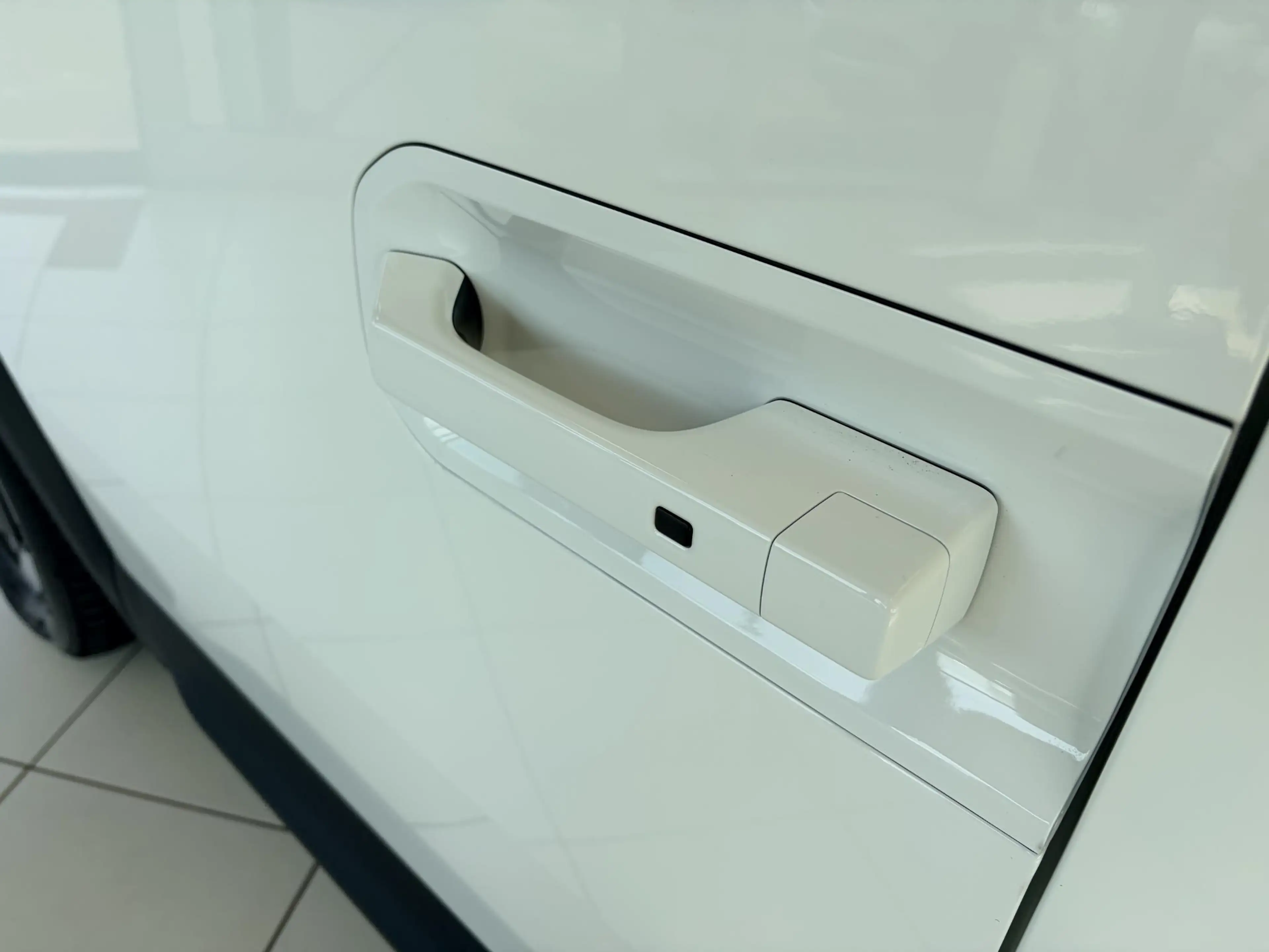 Kia PV5 Cargo L2H1 3D Elite Executive 71.2 kWh | Direct leverbaa — photo 7