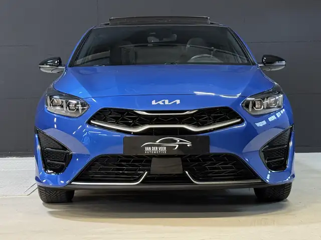 Kia Ceed view 4
