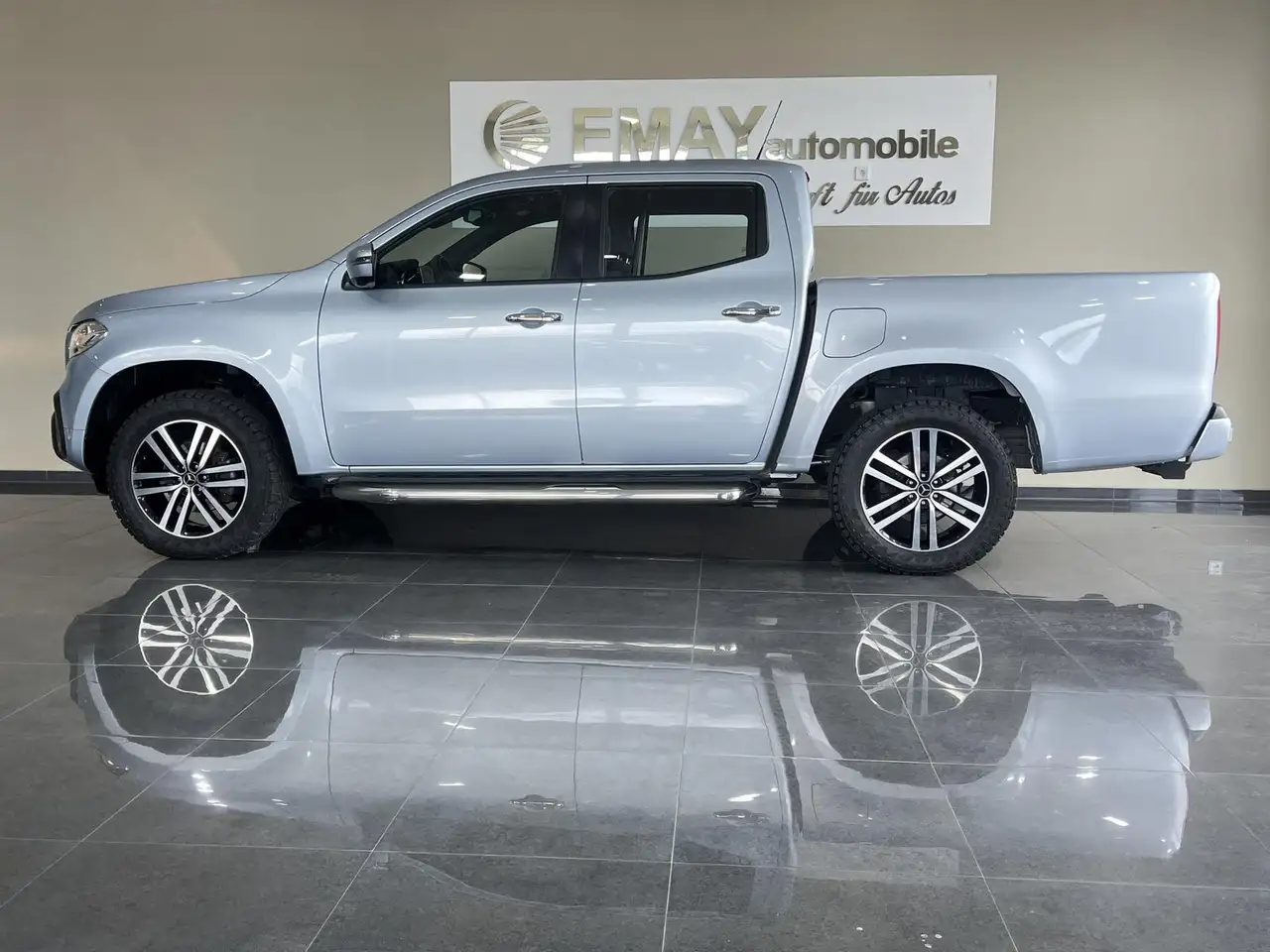 Mercedes-Benz X 250