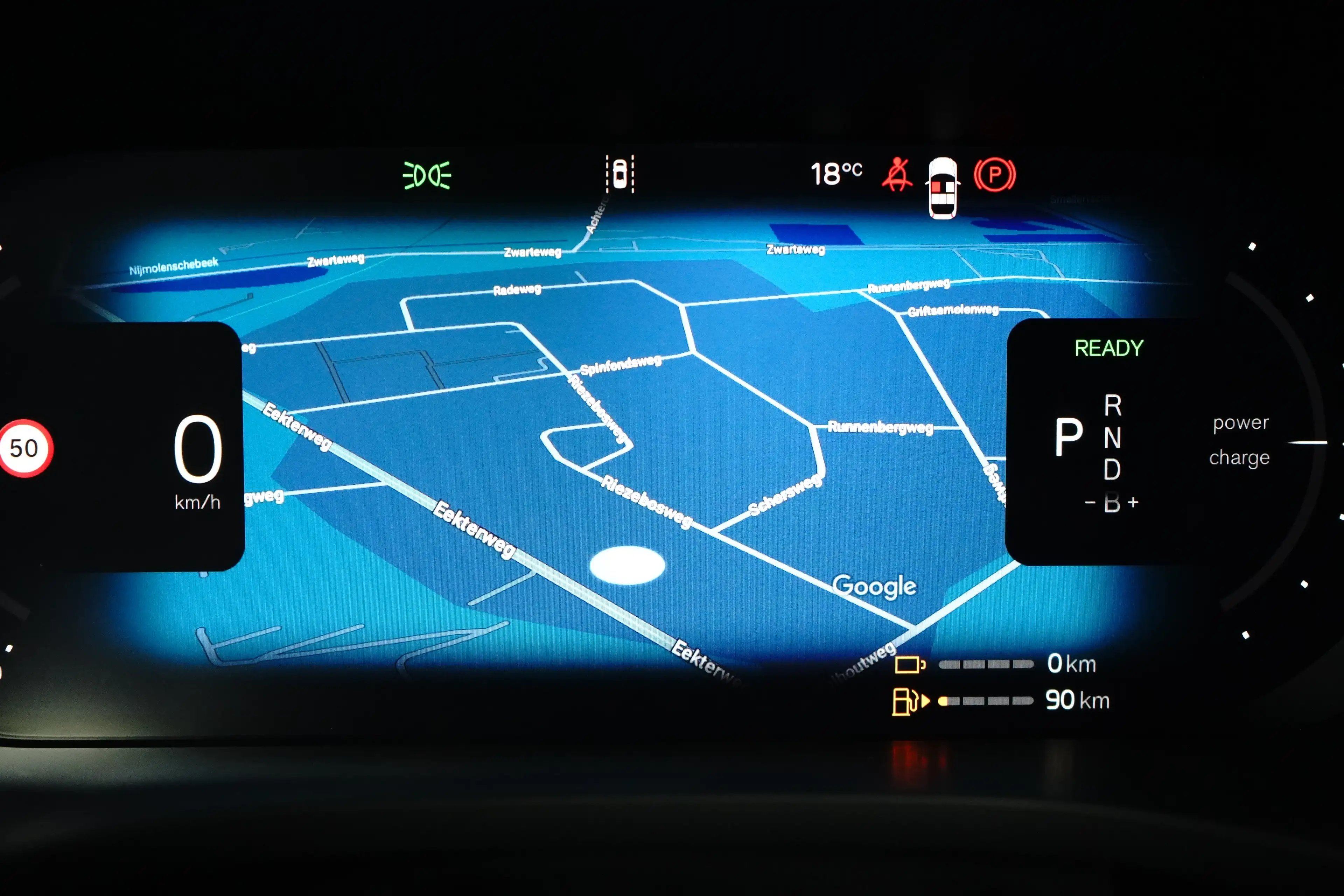 Volvo XC60 Plus Dark Recharge Plug-In Hybrid AWD | Harman/Kar — photo 16