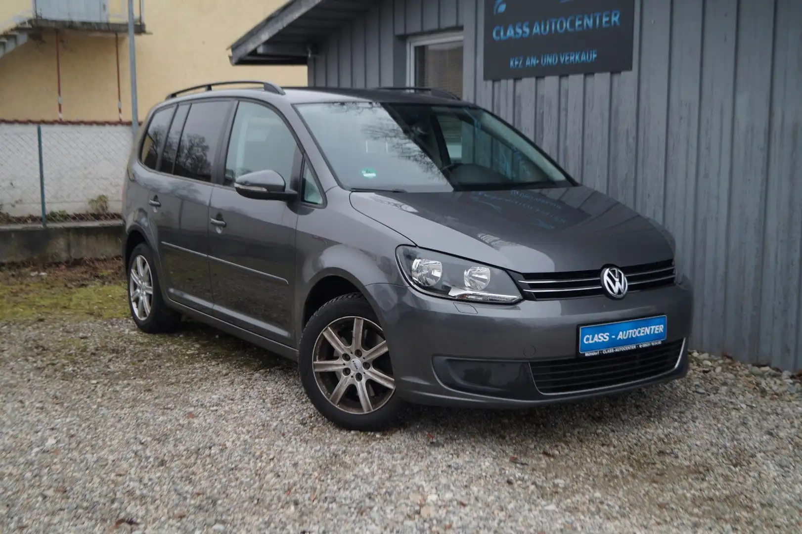 Volkswagen Touran Comfortline 2.0 TDI|7-Sitzer|AHK|TÜV03/27 Grau - 1