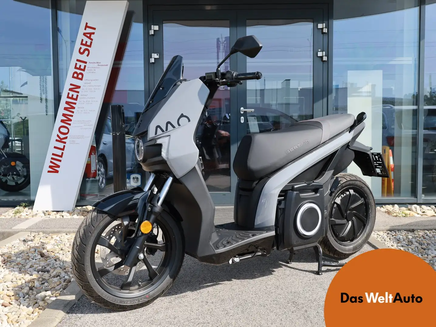 SEAT MO 50 Barcelona Grey Grey - 1