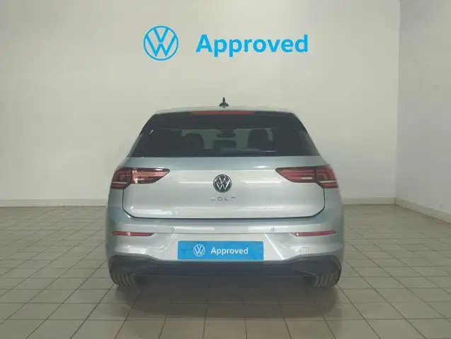 Volkswagen Golf view 9