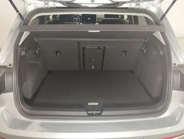 Volkswagen Golf view 7