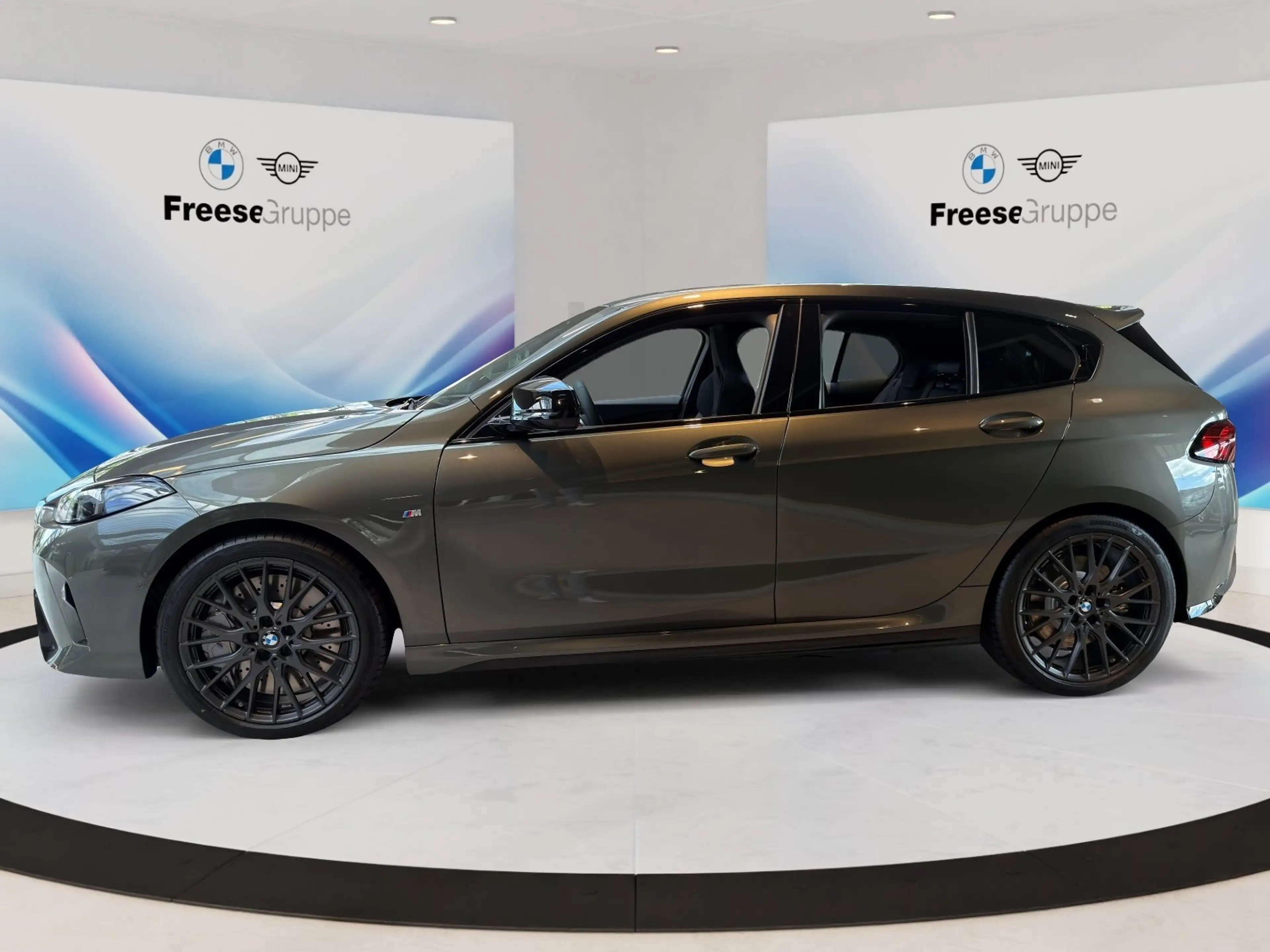 BMW 135 M135 xDrive — photo 4